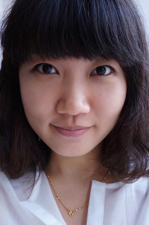 手机自拍背景字是反的如何解决