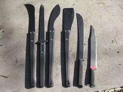 甩棍好还是棒球棍好