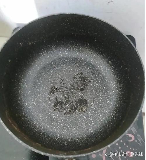 涂层不粘锅涂层掉了还能用吗