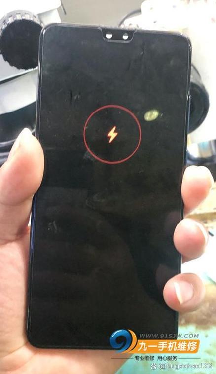 华为手机有充电显示但充不进电