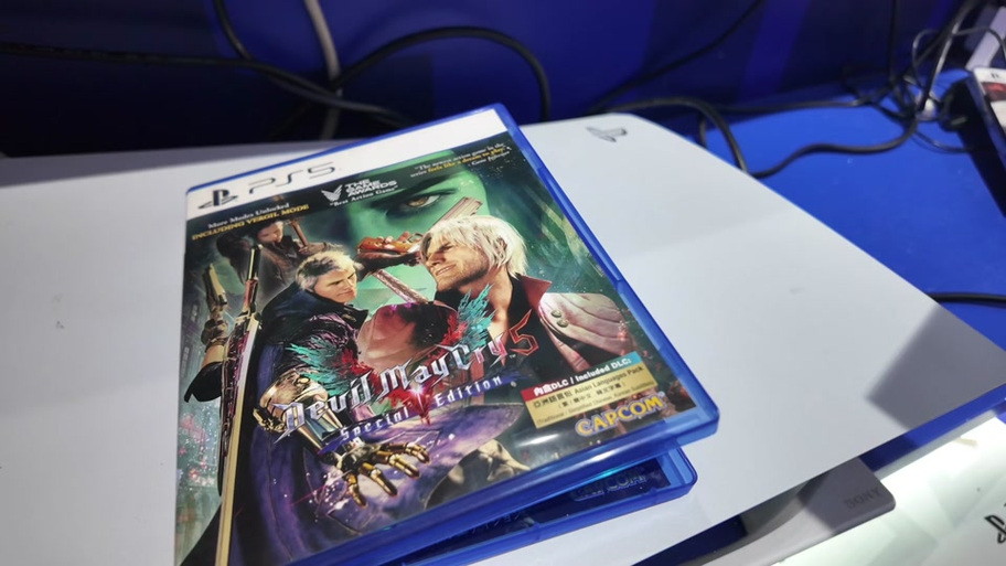 ps5鬼泣5特别版怎么设置中文