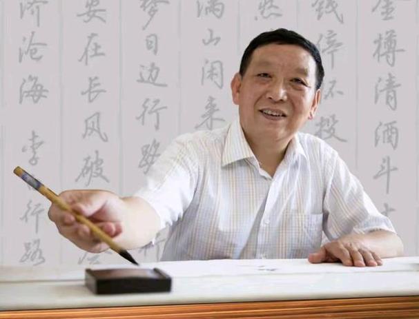 行楷练吴玉生还是荆霄鹏