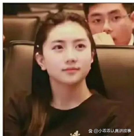孟晚舟大学毕业照