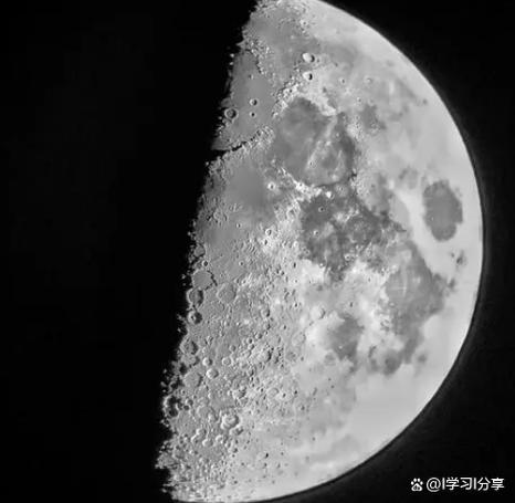 小米右上角月亮是什么意思