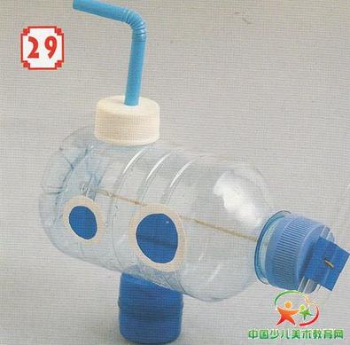 小学生自制潜水艇