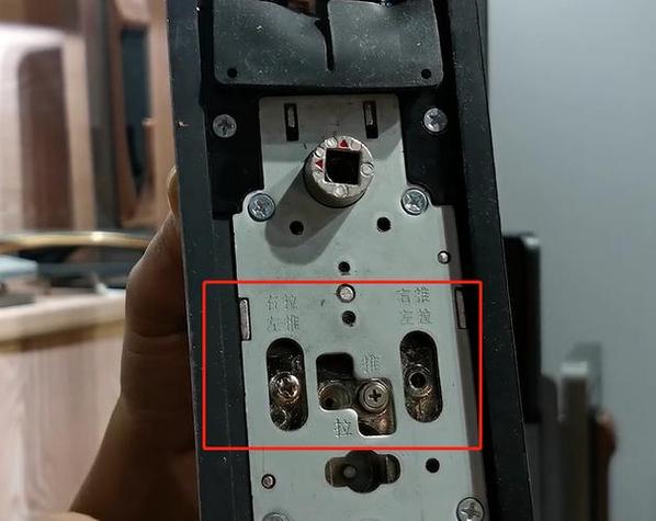 凯迪仕智能锁怎么换电池