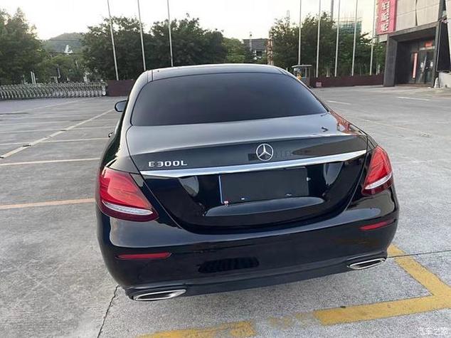 奔驰e300报价
