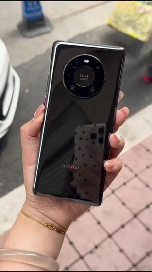 华为mate40pro