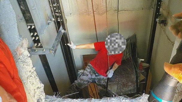 坠落警母全文阅读