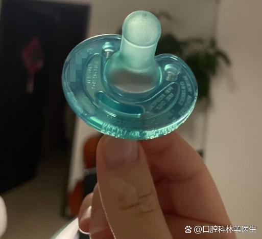 长奶嘴和短奶嘴