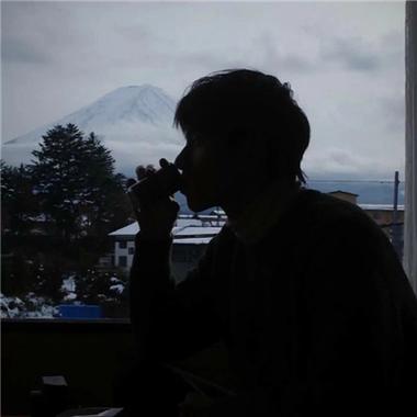 悲伤头像 伤感 男生