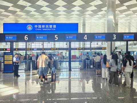 大批中国人被泰国拒绝入境