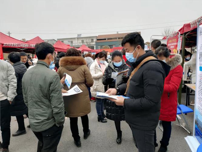 黄州人才市场