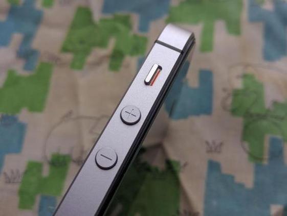 iPhone静音键