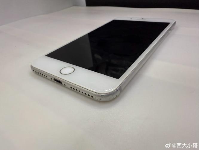 iPhone7p屏幕多大