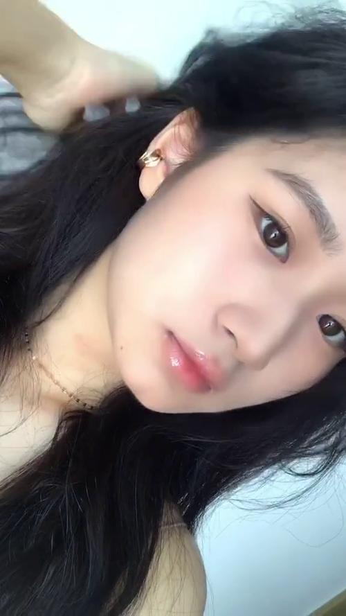 我把我女朋友借给别人
