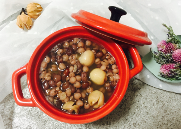 红豆薏米桂圆红枣可以一起熬吗
