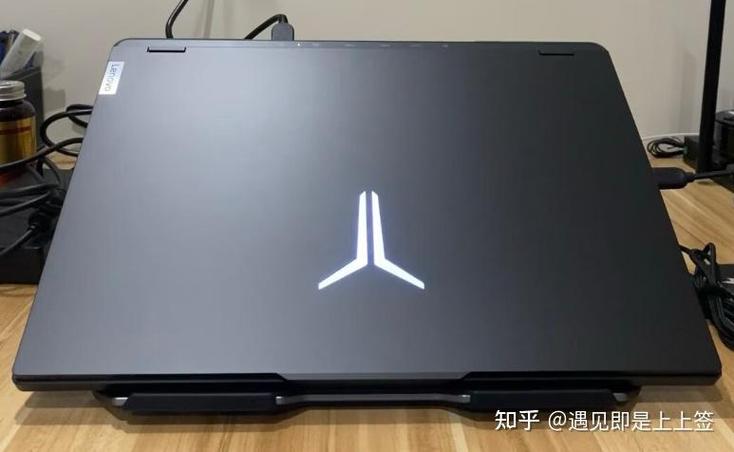 联想拯救者logo灯怎么打开