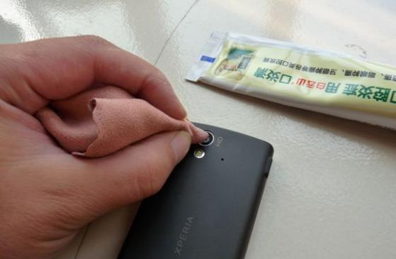 手机摄像头模糊怎么修复