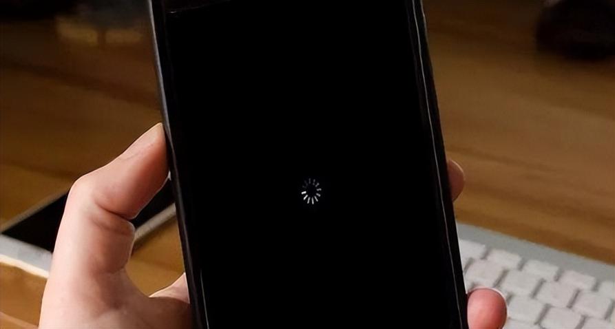 iPhone锁屏时屏幕失灵