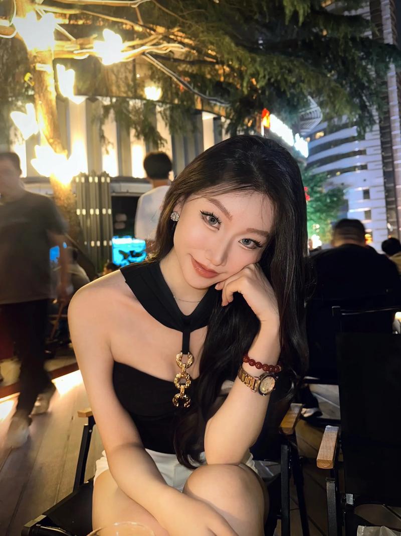 与姐姐难忘的暑假1-22