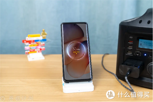 小米11ultra怎么无线充电