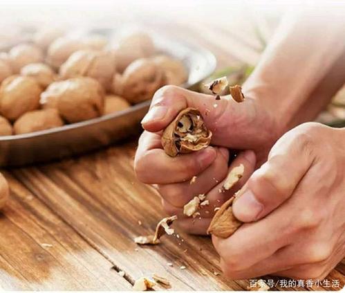 怎样快速剥核桃仁