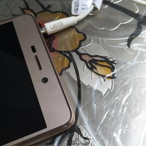 耳机插不进去的原因