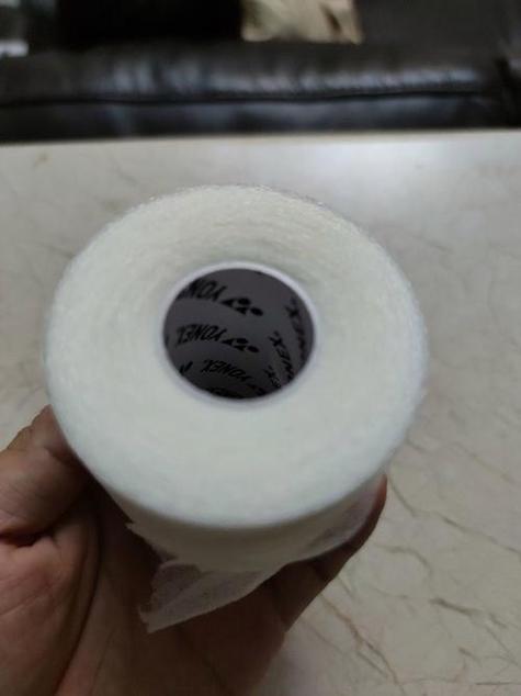 新羽毛球拍保护膜要撕掉吗