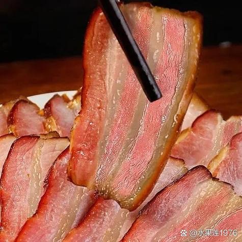 腊肉用猪前腿肉还是后腿肉好