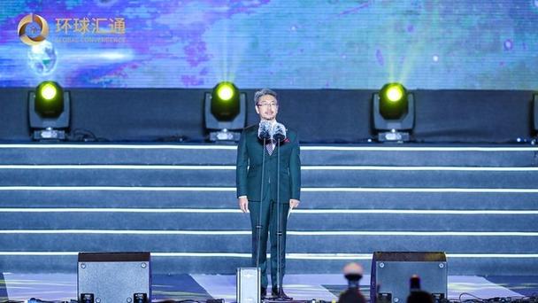 国内的汇丰银行和国外的可以自由转