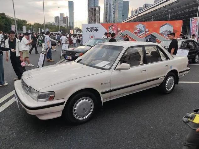 1986年丰田基先达