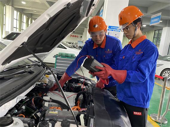 哪里有新能源汽车维修学校